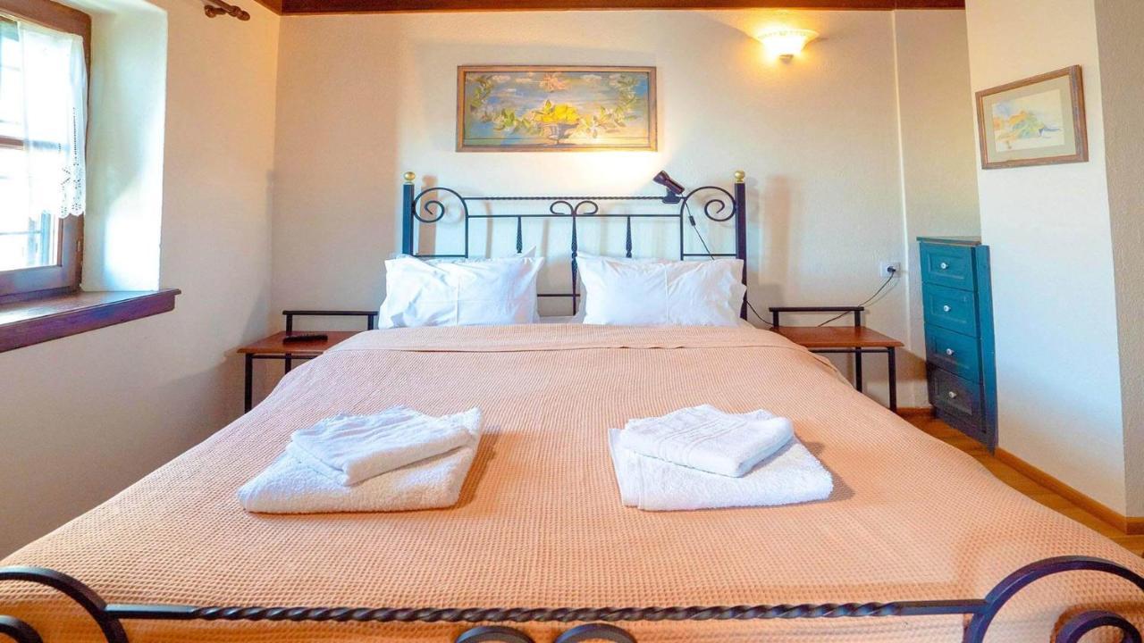 Apartamento Chrissi Nefeli Agios Georgios Nilias Exterior foto
